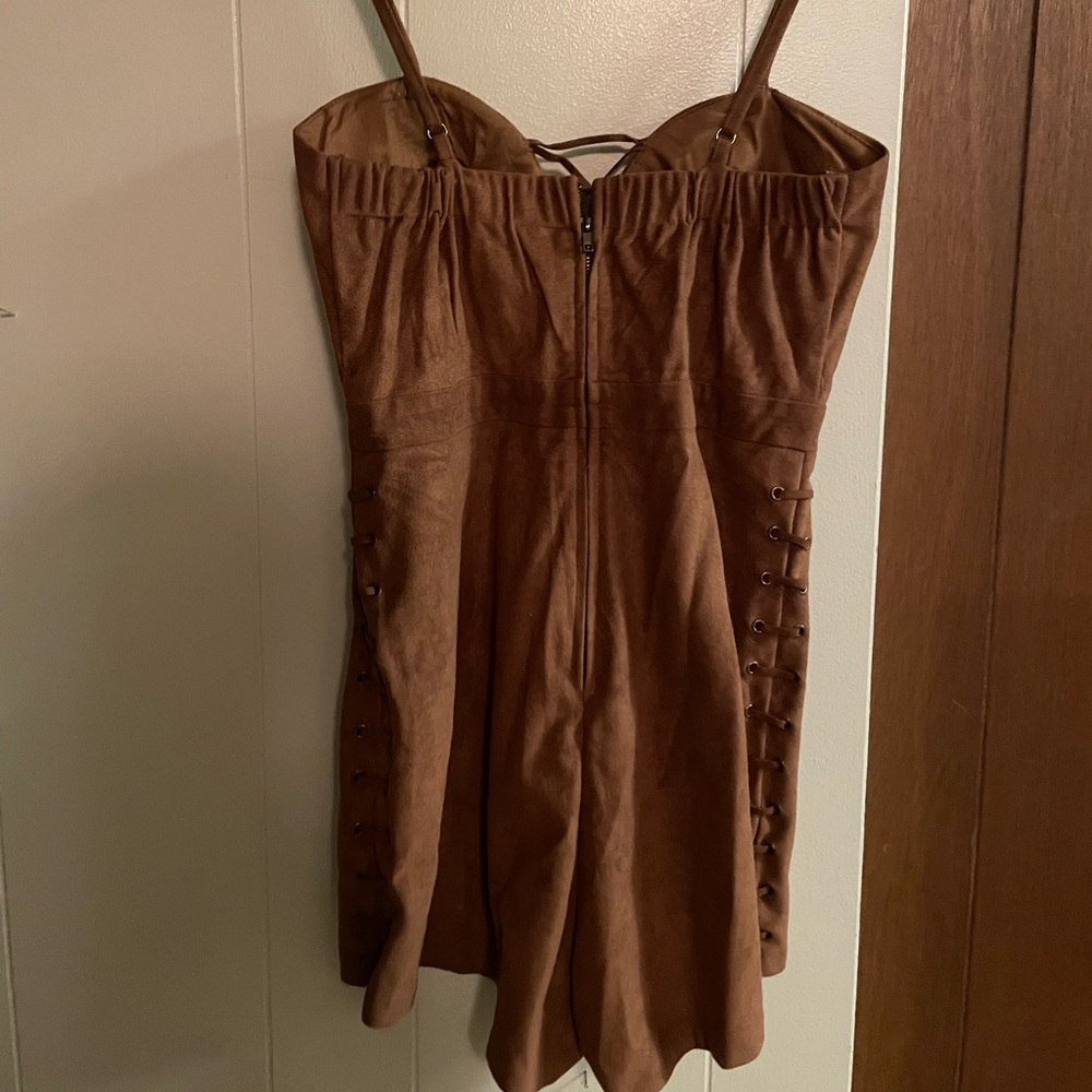 Romper - Picture 4 of 5